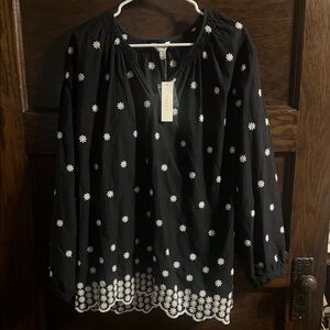 NWT Adiva Black Blouse with White Floral Embroidery, 2X